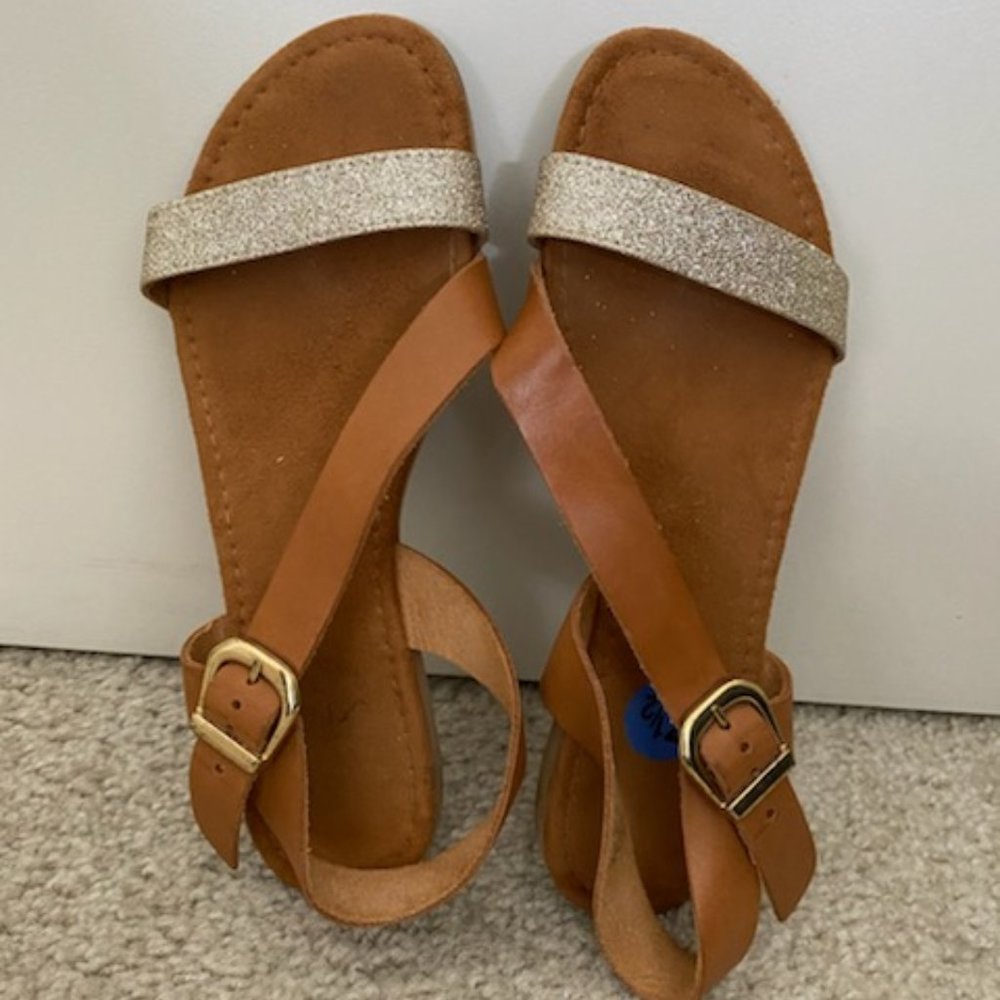 Size 7.5 Strappy Sandal